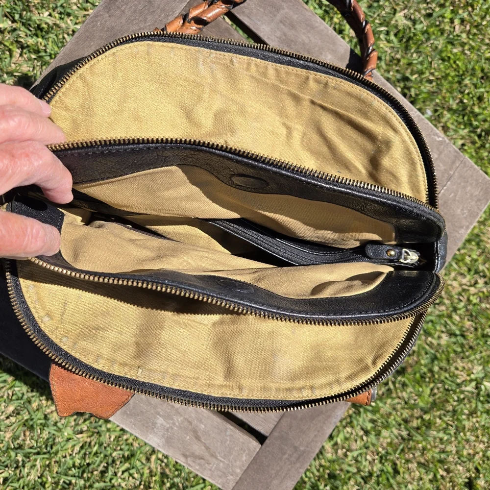 Black leather purse 3 Section ANTONIO MELANI